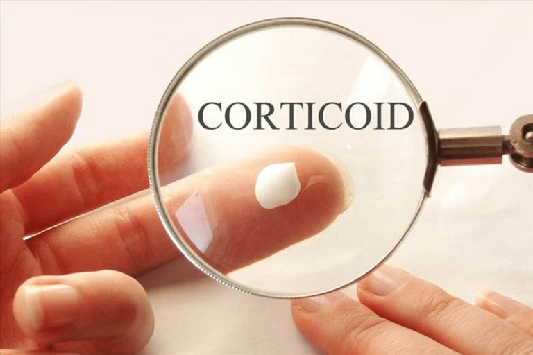 Bạn nên ngưng dùng các sản phẩm có chứa corticoid trước 1 tuần thực hiện PRP