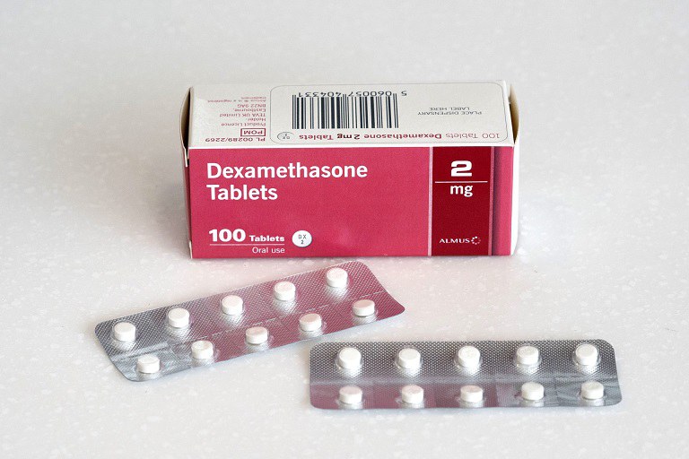 Thuốc trị viêm da tiết bã nhờn ở mặt Dexamethason